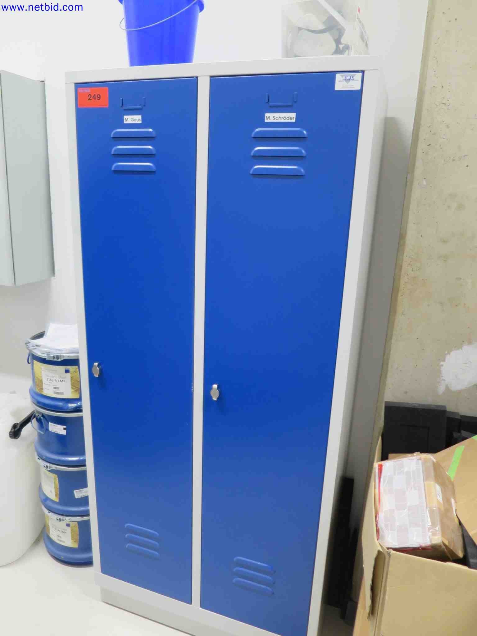 Máquinas CNC en buen estado para la fabricación de componentes metálicos de precisión-1