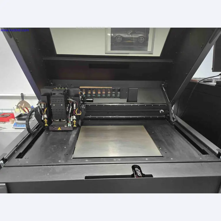 Machines CNC bien entretenues destinées à la fabrication de pièces métalliques de précision-2