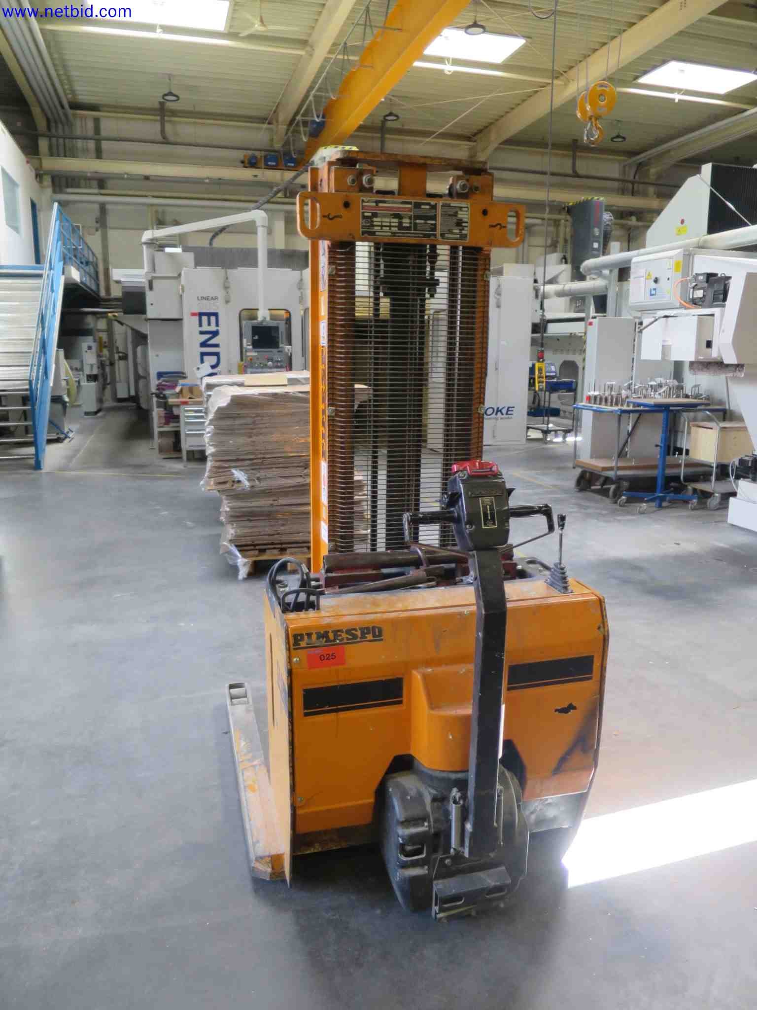 Máquinas CNC en buen estado para la fabricación de componentes metálicos de precisión-1