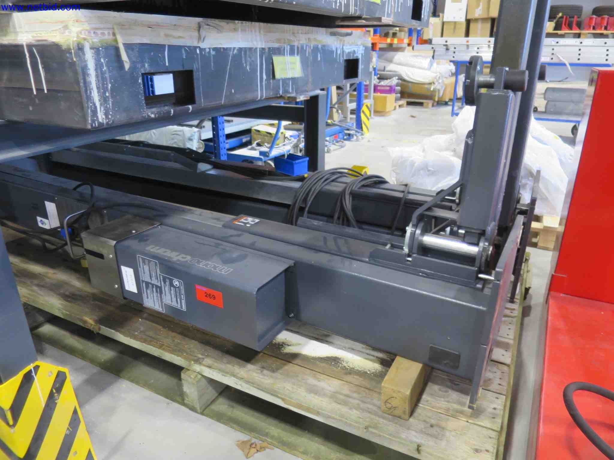Machines CNC bien entretenues destinées à la fabrication de pièces métalliques de précision-1