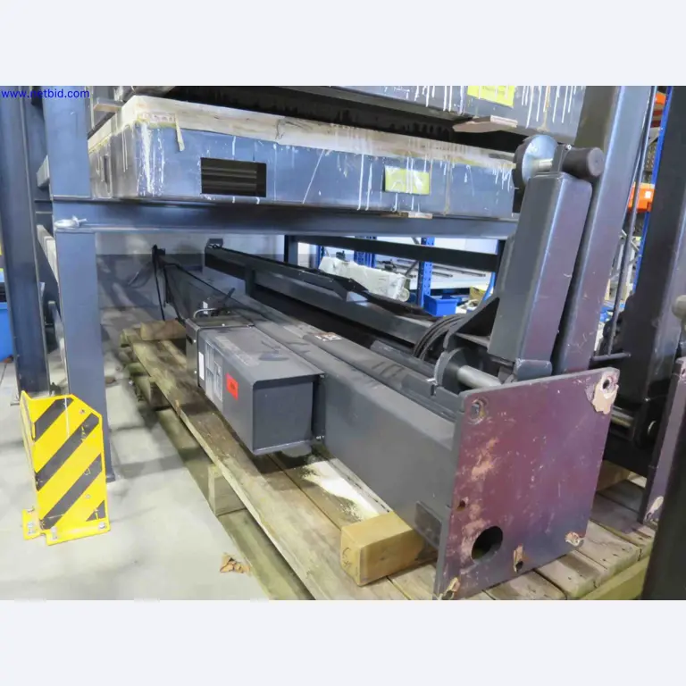 Machines CNC bien entretenues destinées à la fabrication de pièces métalliques de précision-2