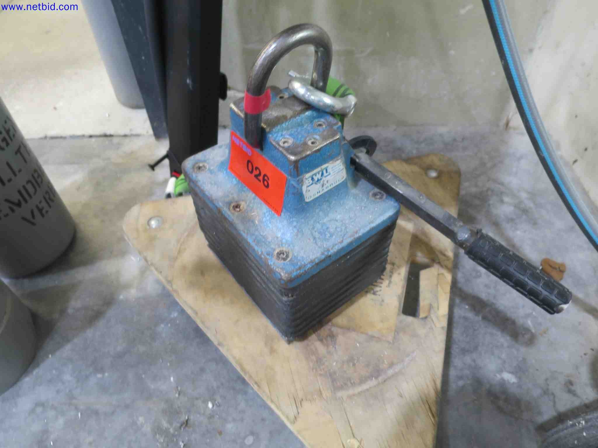 Máquinas CNC en buen estado para la fabricación de componentes metálicos de precisión-2