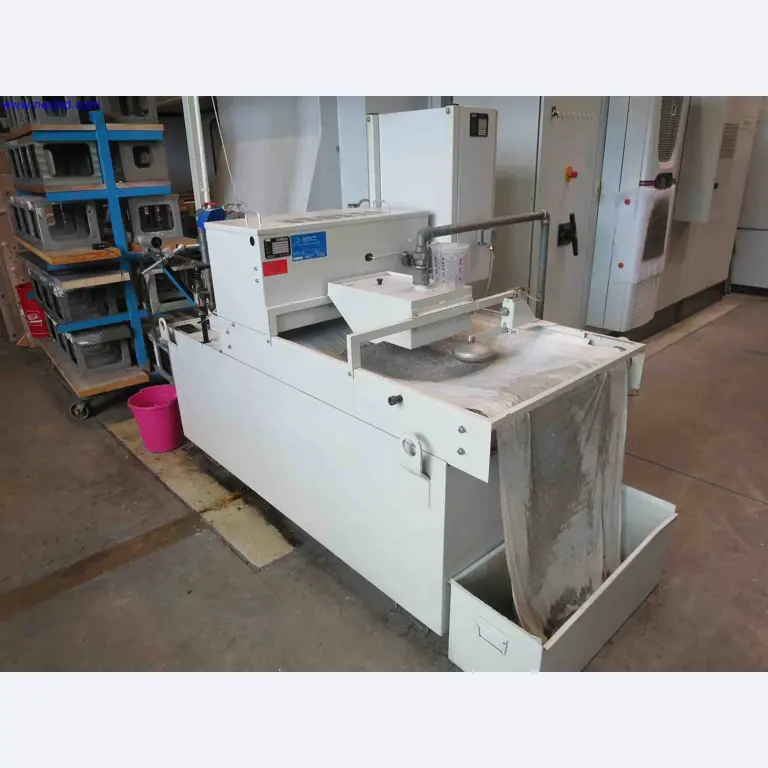 Machines CNC bien entretenues destinées à la fabrication de pièces métalliques de précision-11