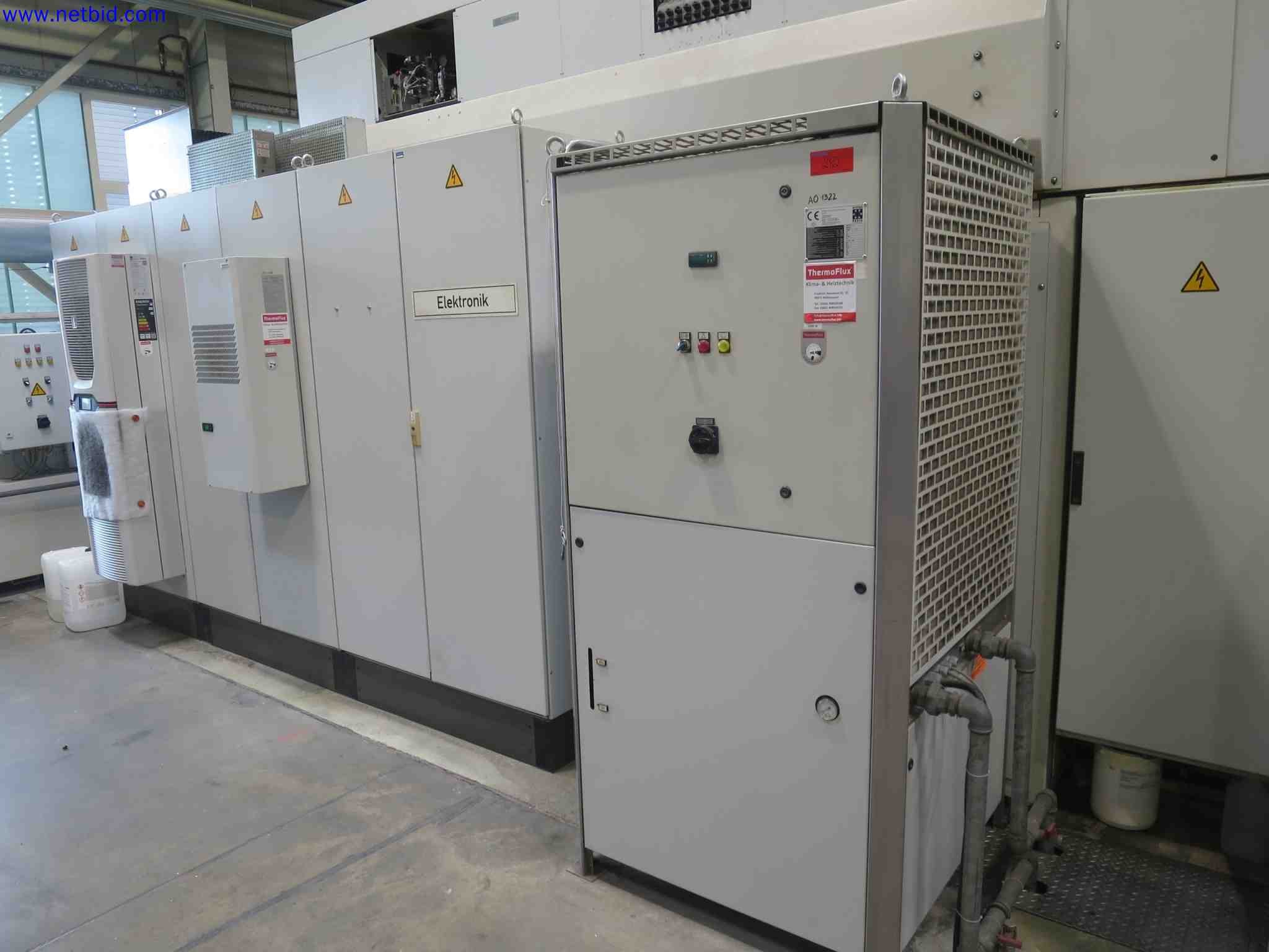 Machines CNC bien entretenues destinées à la fabrication de pièces métalliques de précision-14
