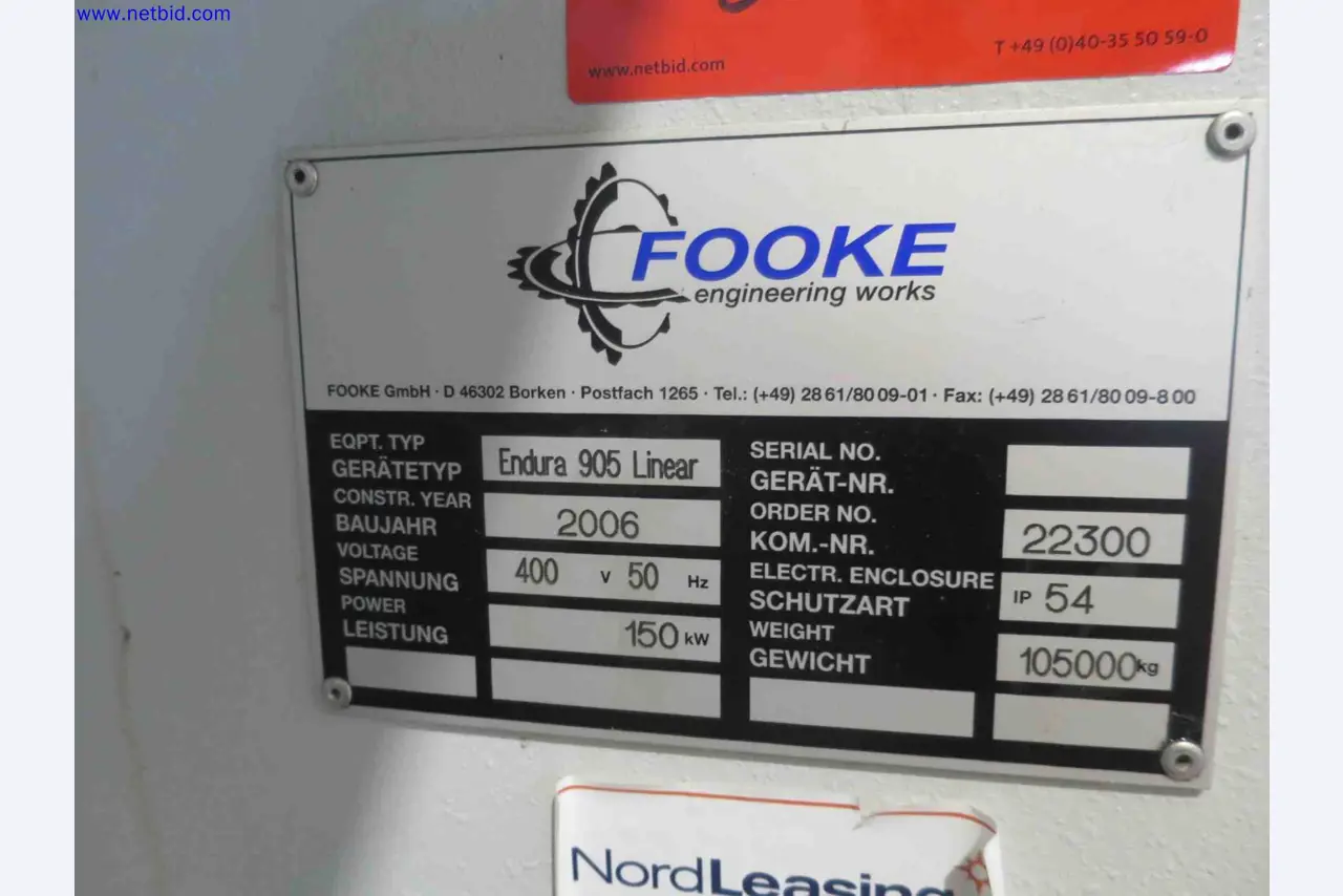 Machines CNC bien entretenues destinées à la fabrication de pièces métalliques de précision-16