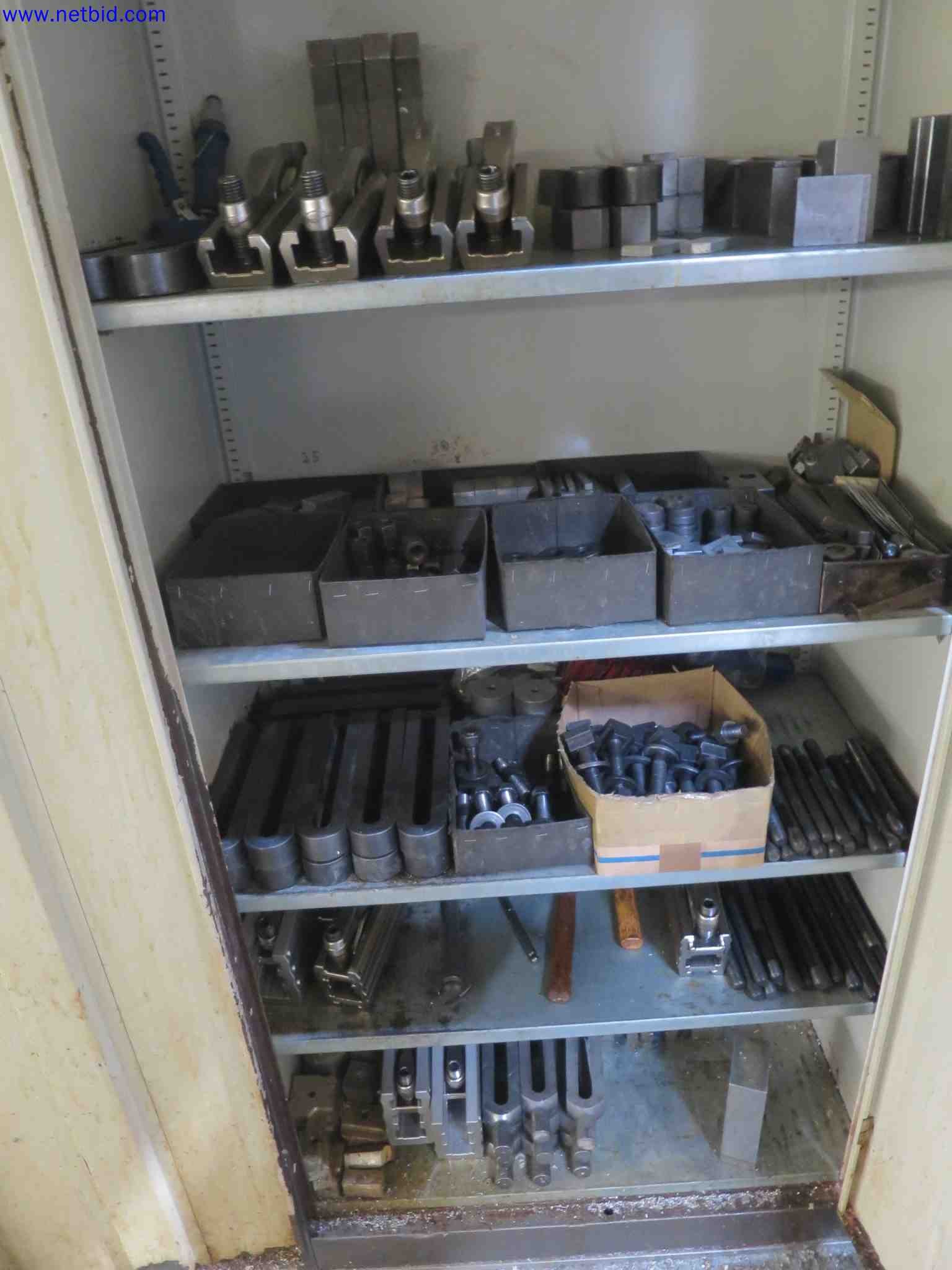 Machines CNC bien entretenues destinées à la fabrication de pièces métalliques de précision-17