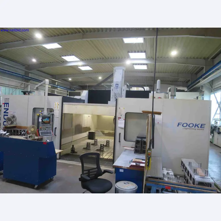 Machines CNC bien entretenues destinées à la fabrication de pièces métalliques de précision-1