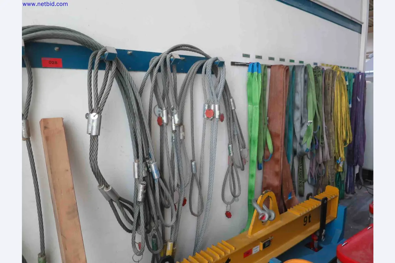 Máquinas CNC en buen estado para la fabricación de componentes metálicos de precisión-1