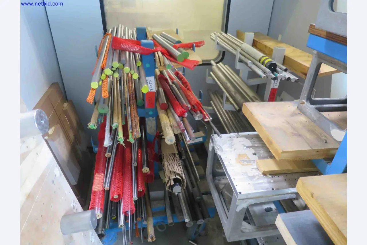 Máquinas CNC en buen estado para la fabricación de componentes metálicos de precisión-2