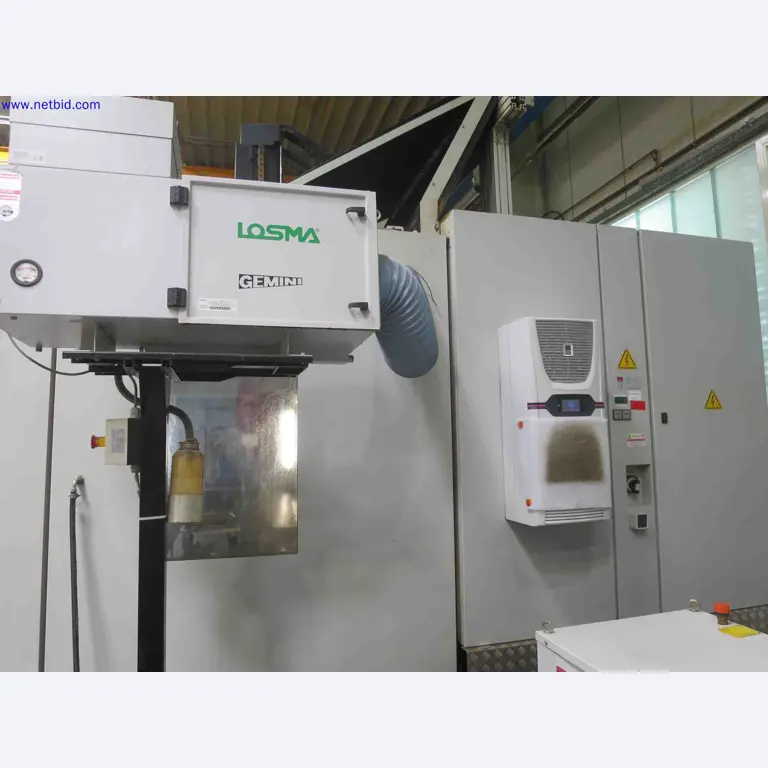 Machines CNC bien entretenues destinées à la fabrication de pièces métalliques de précision-14