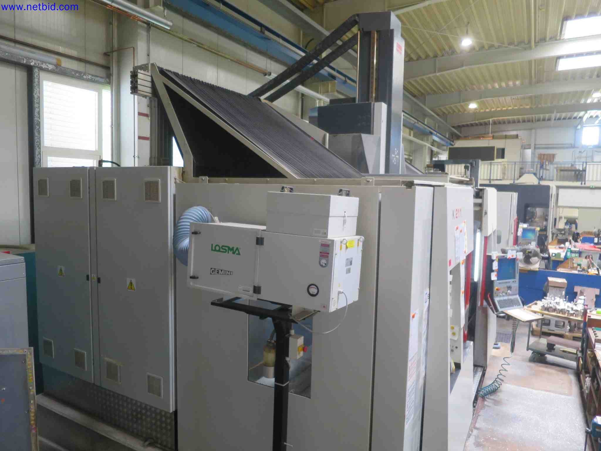 Machines CNC bien entretenues destinées à la fabrication de pièces métalliques de précision-15