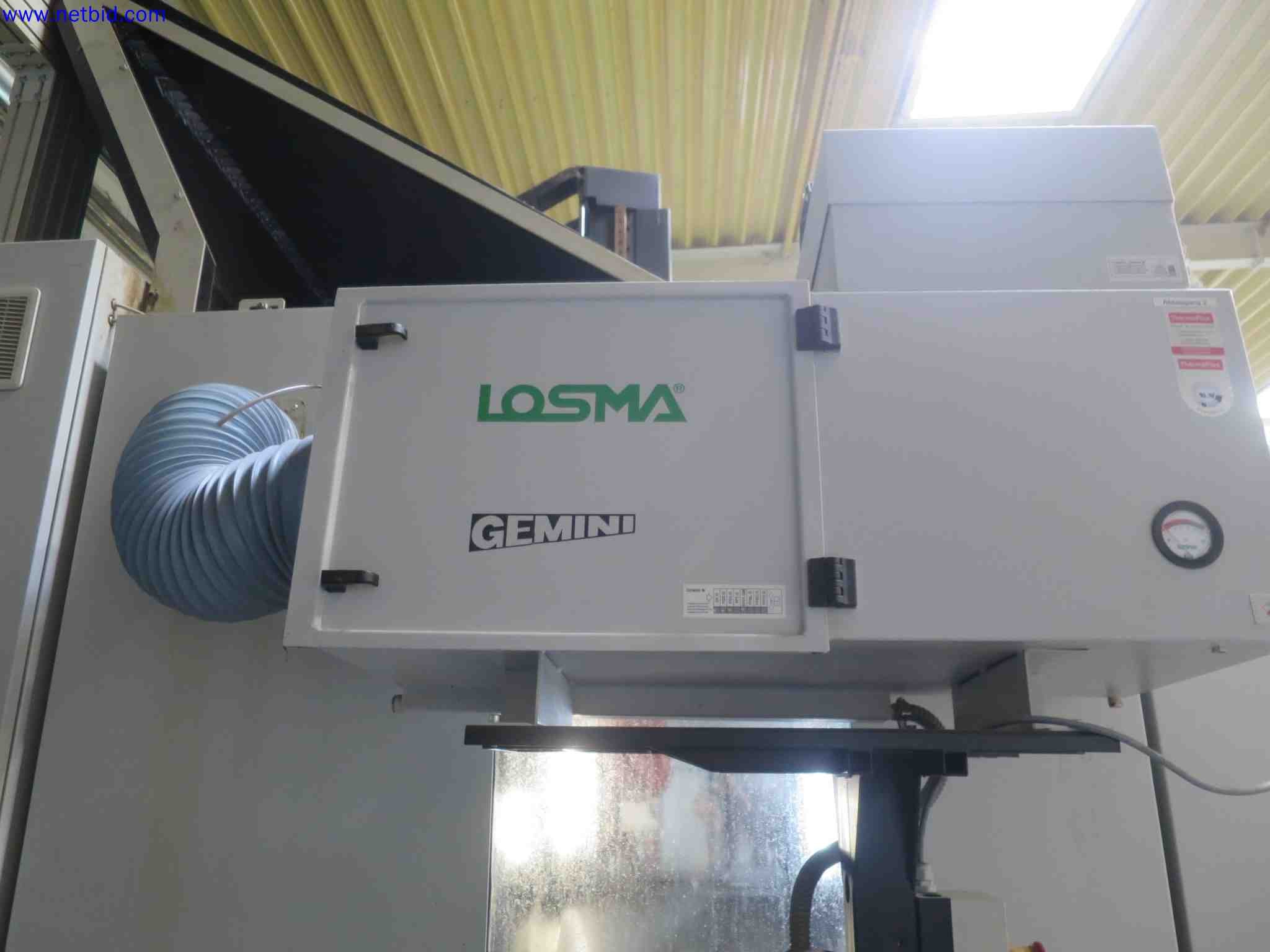 Machines CNC bien entretenues destinées à la fabrication de pièces métalliques de précision-7