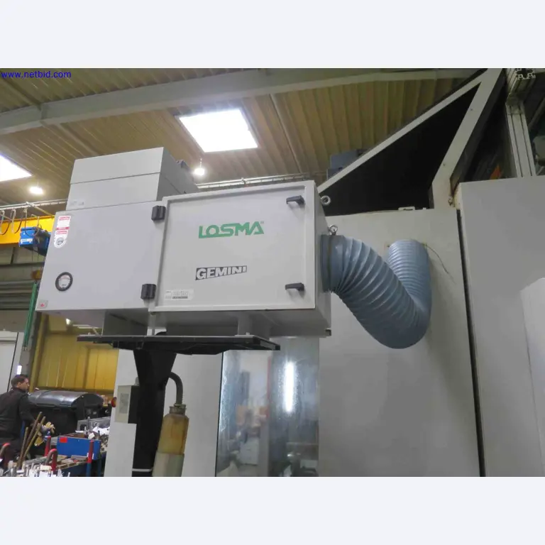 Machines CNC bien entretenues destinées à la fabrication de pièces métalliques de précision-8