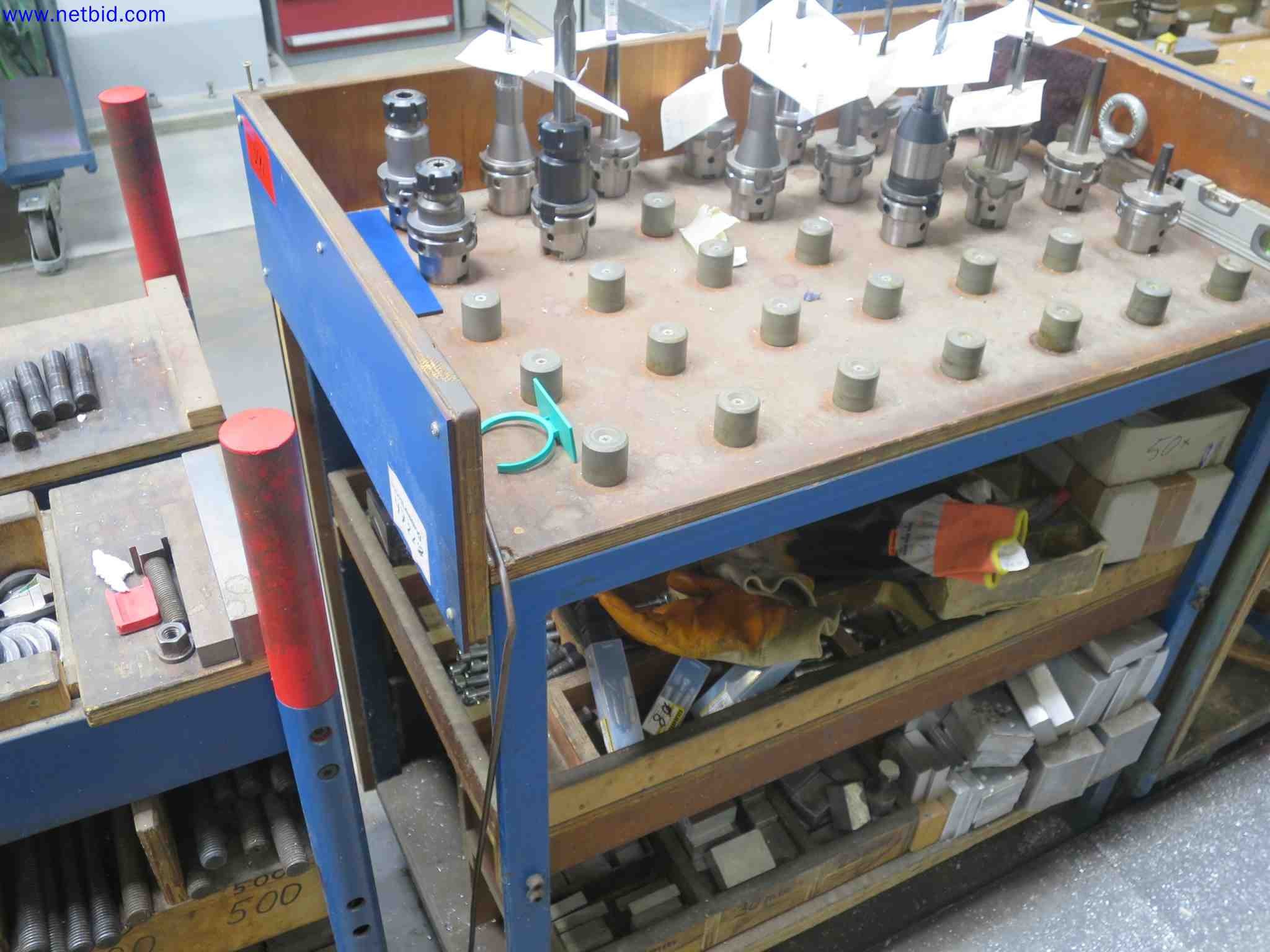 Machines CNC bien entretenues destinées à la fabrication de pièces métalliques de précision-2