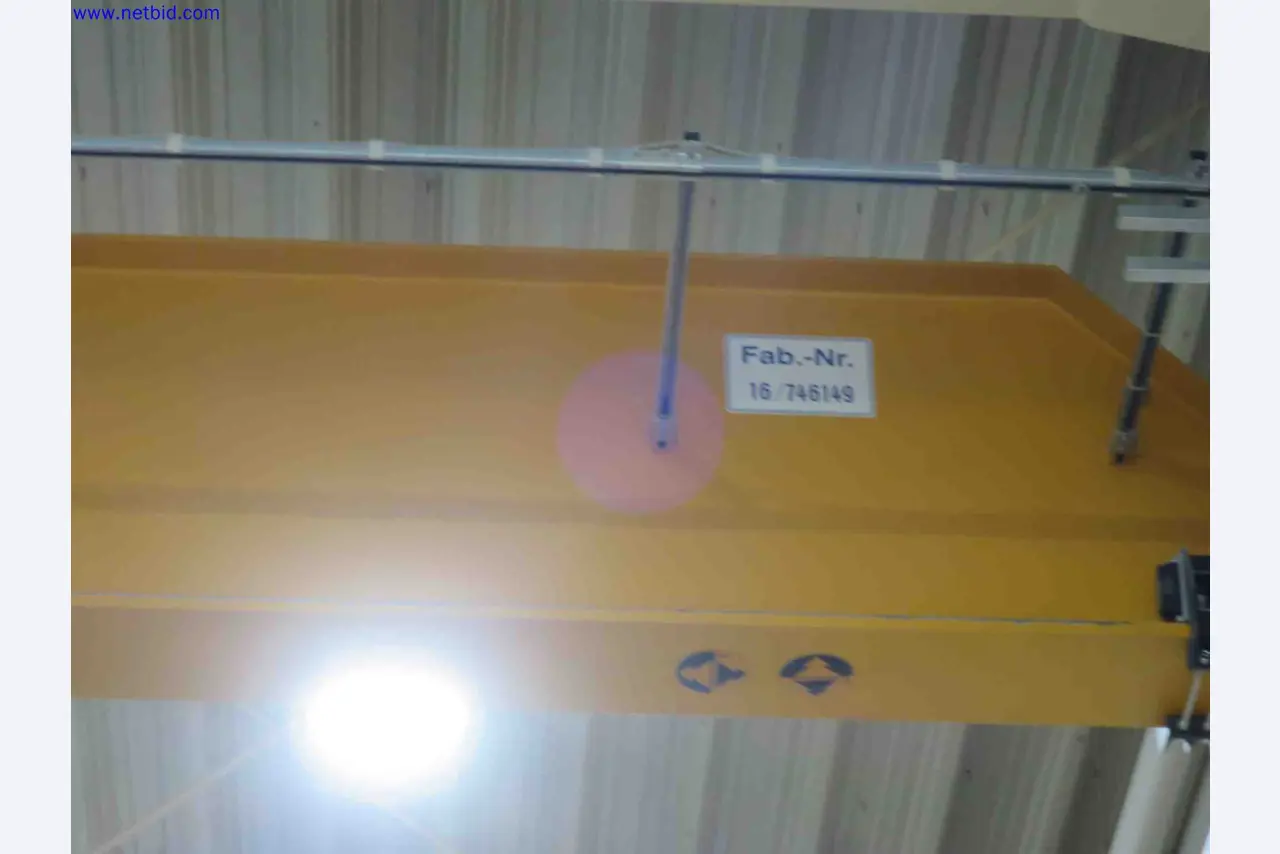 Máquinas CNC en buen estado para la fabricación de componentes metálicos de precisión-3