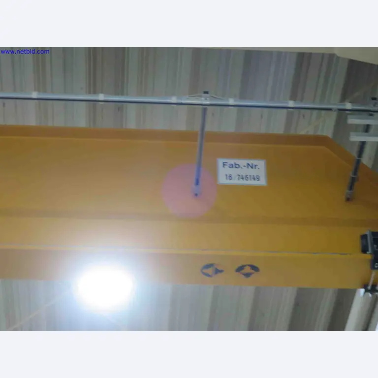 Máquinas CNC en buen estado para la fabricación de componentes metálicos de precisión-3