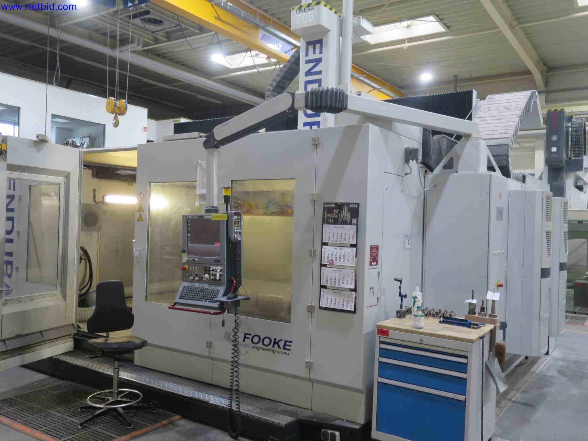 Machines CNC bien entretenues destinées à la fabrication de pièces métalliques de précision-1