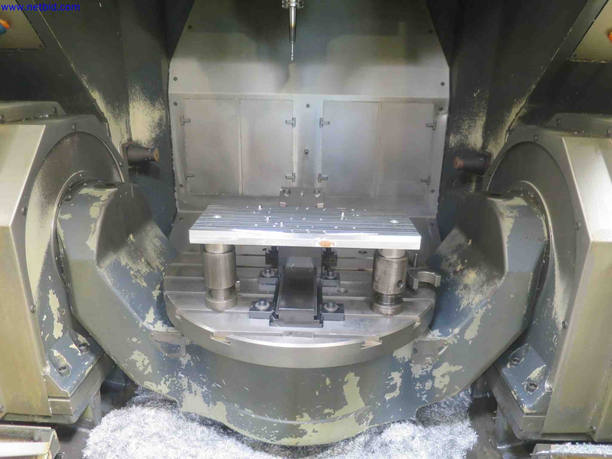 Máquinas CNC en buen estado para la fabricación de componentes metálicos de precisión-5