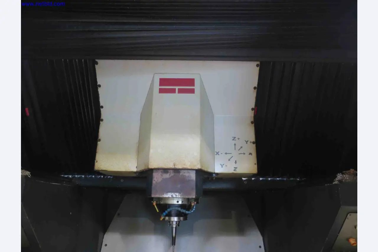Máquinas CNC en buen estado para la fabricación de componentes metálicos de precisión-6