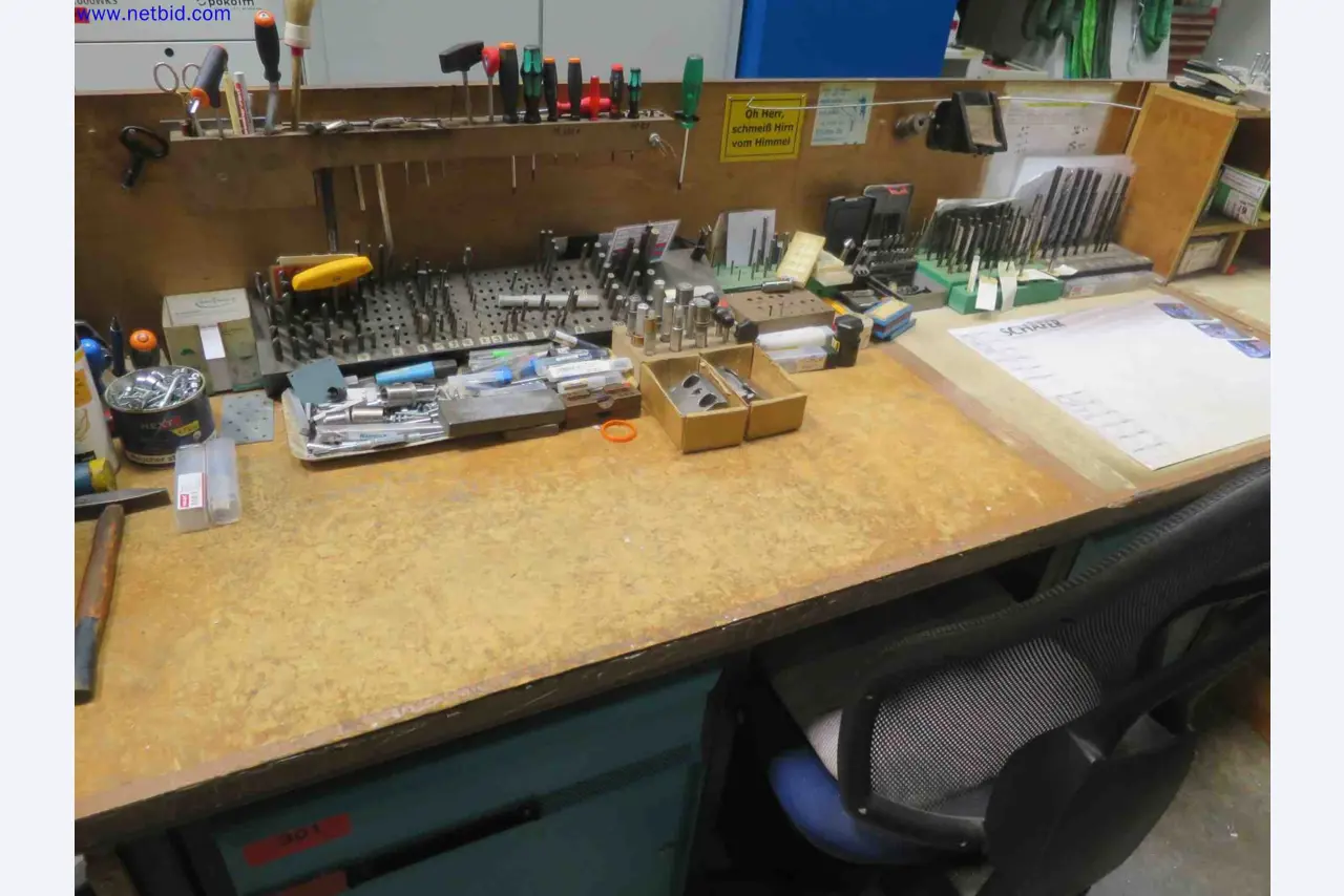 Máquinas CNC en buen estado para la fabricación de componentes metálicos de precisión-2