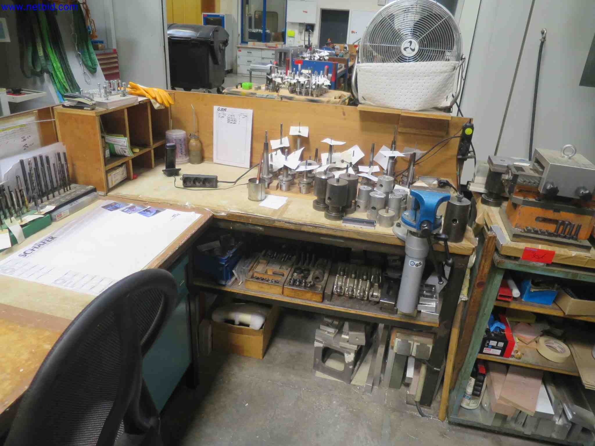 Máquinas CNC en buen estado para la fabricación de componentes metálicos de precisión-3