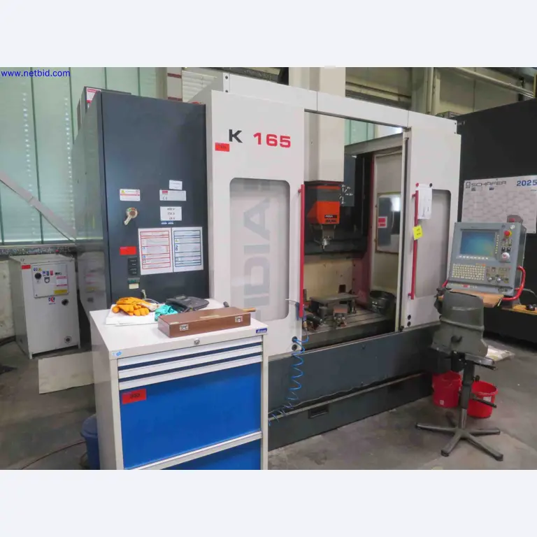Máquinas CNC en buen estado para la fabricación de componentes metálicos de precisión-12