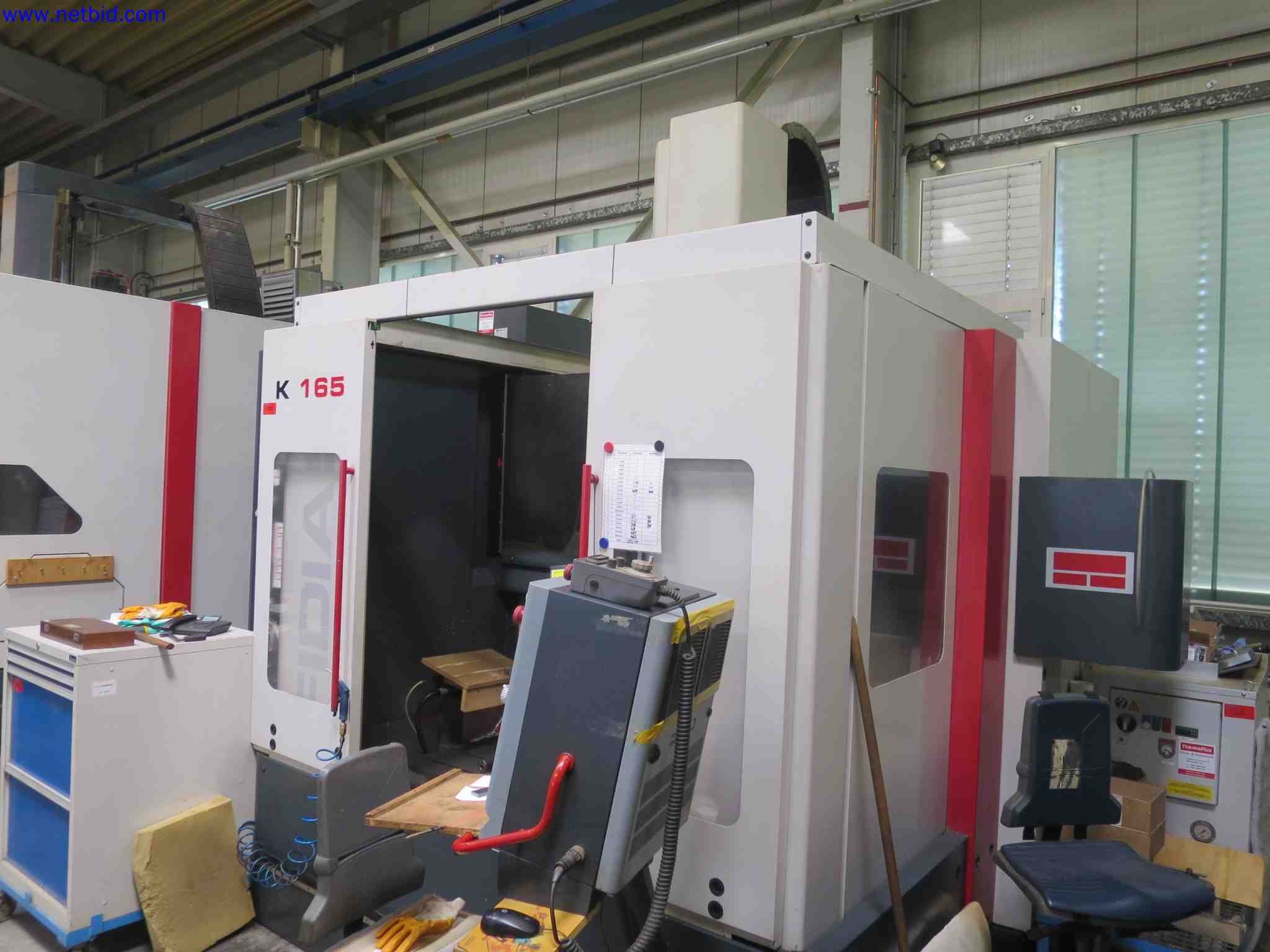 Máquinas CNC en buen estado para la fabricación de componentes metálicos de precisión-13