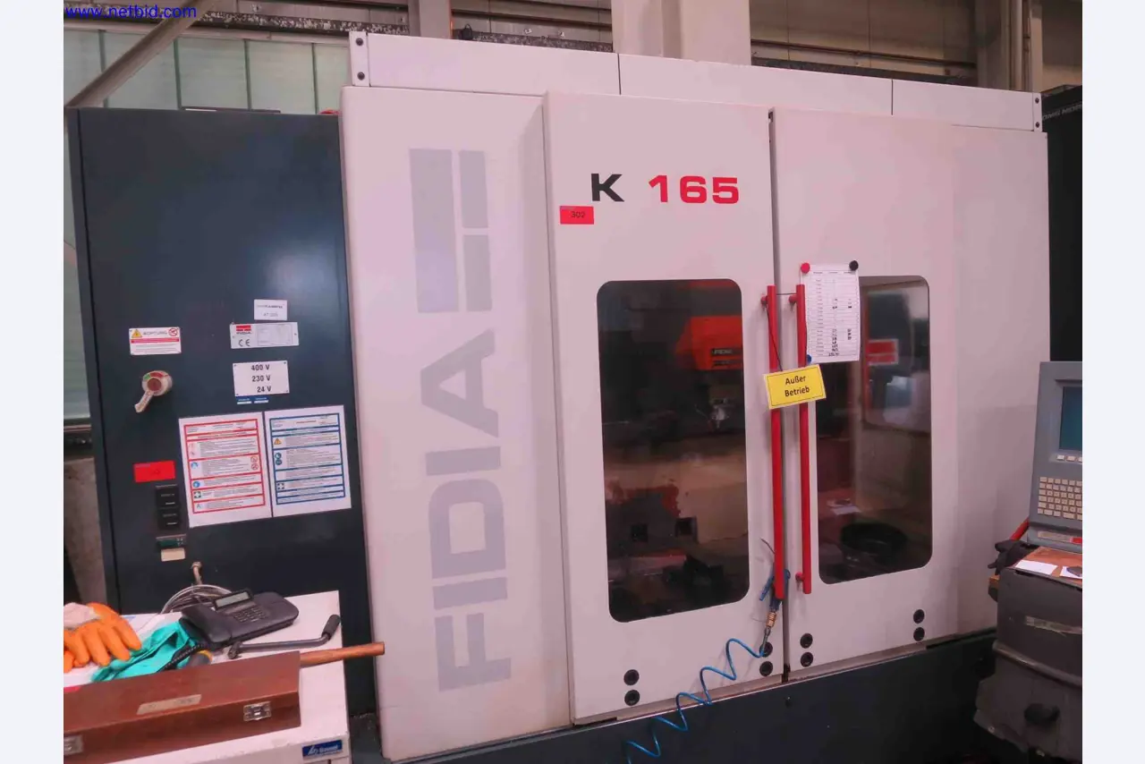 Máquinas CNC en buen estado para la fabricación de componentes metálicos de precisión-1