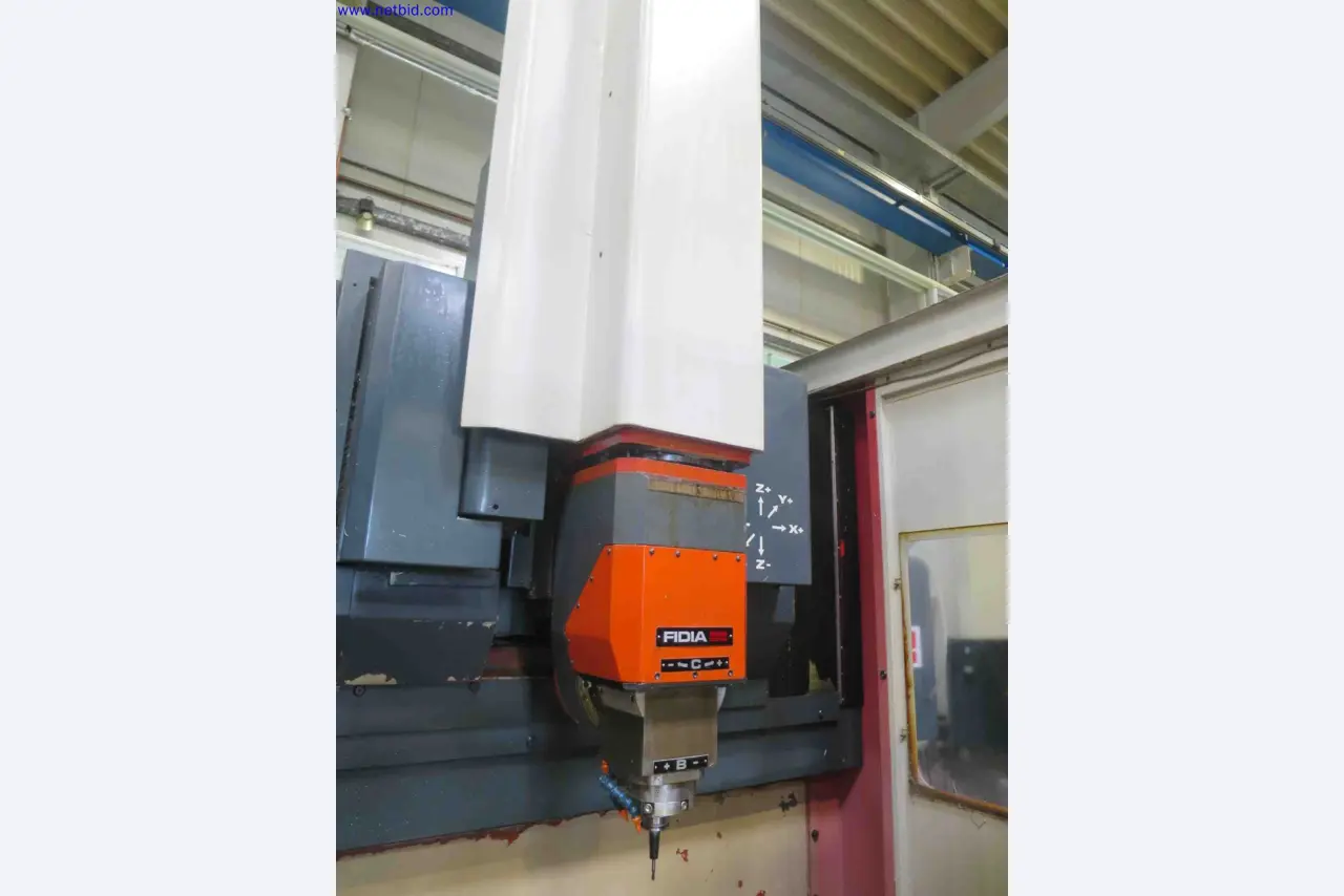 Máquinas CNC en buen estado para la fabricación de componentes metálicos de precisión-5