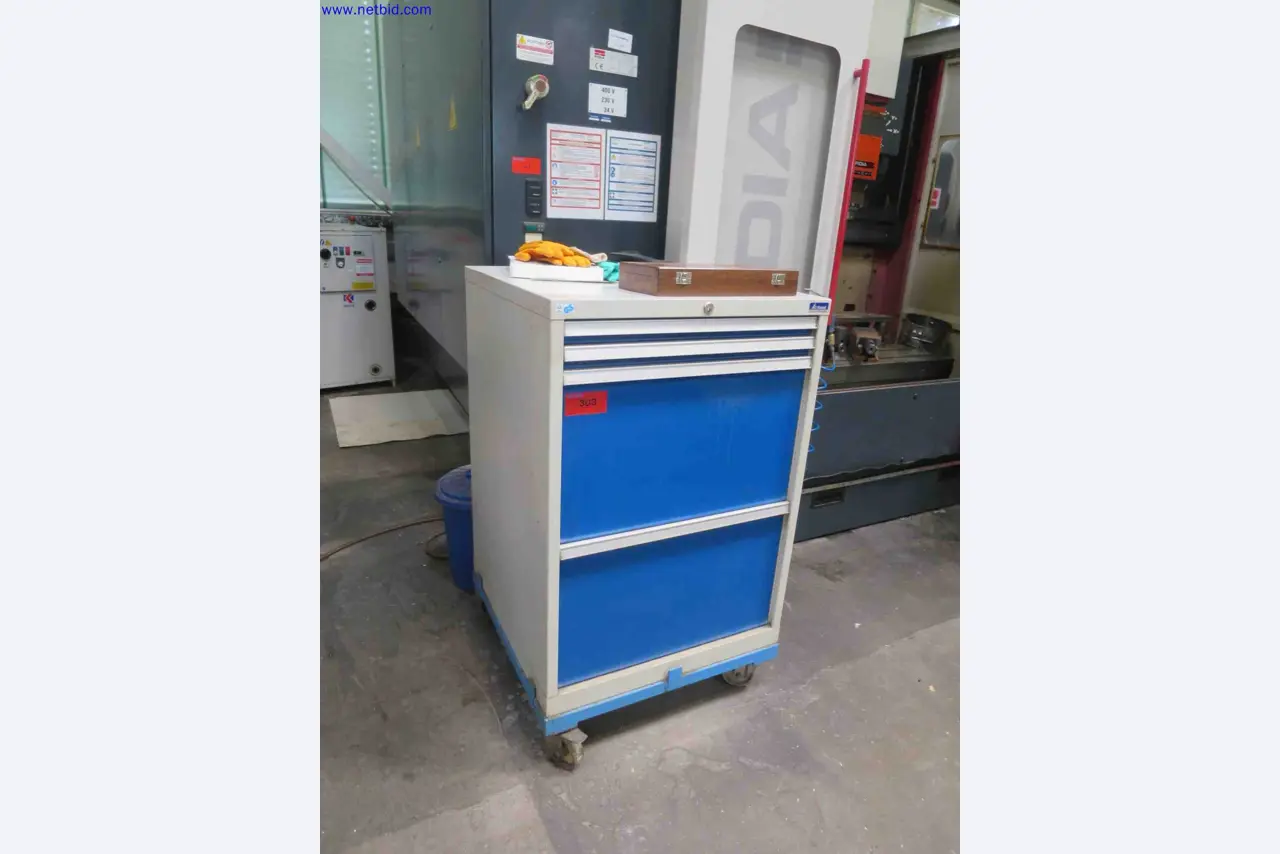 Máquinas CNC en buen estado para la fabricación de componentes metálicos de precisión-1