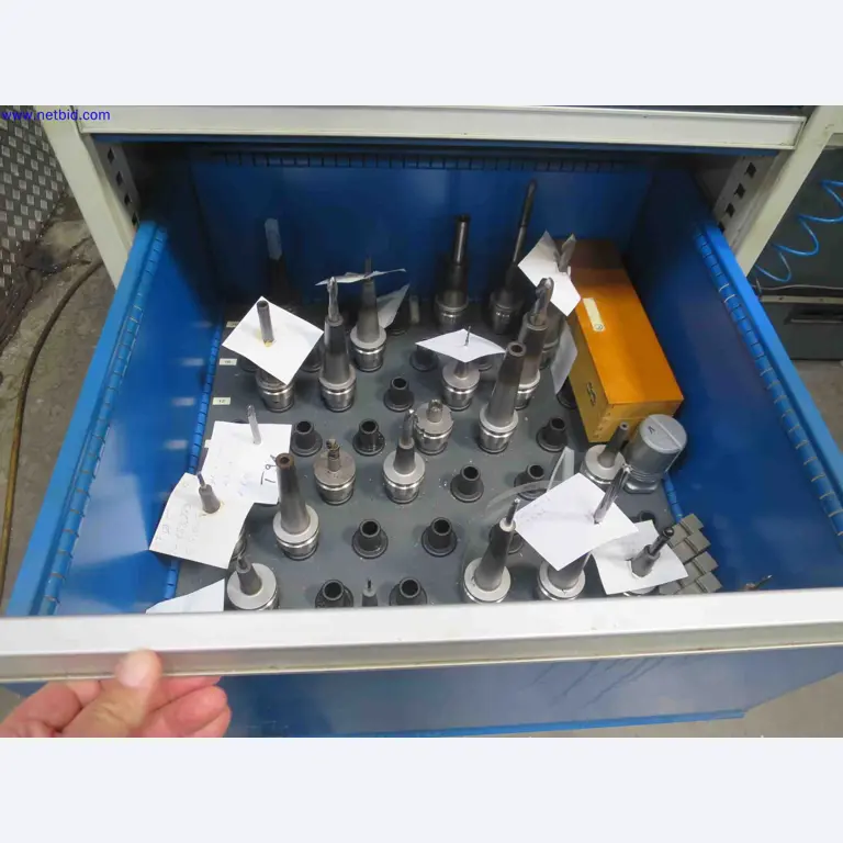 Máquinas CNC en buen estado para la fabricación de componentes metálicos de precisión-3