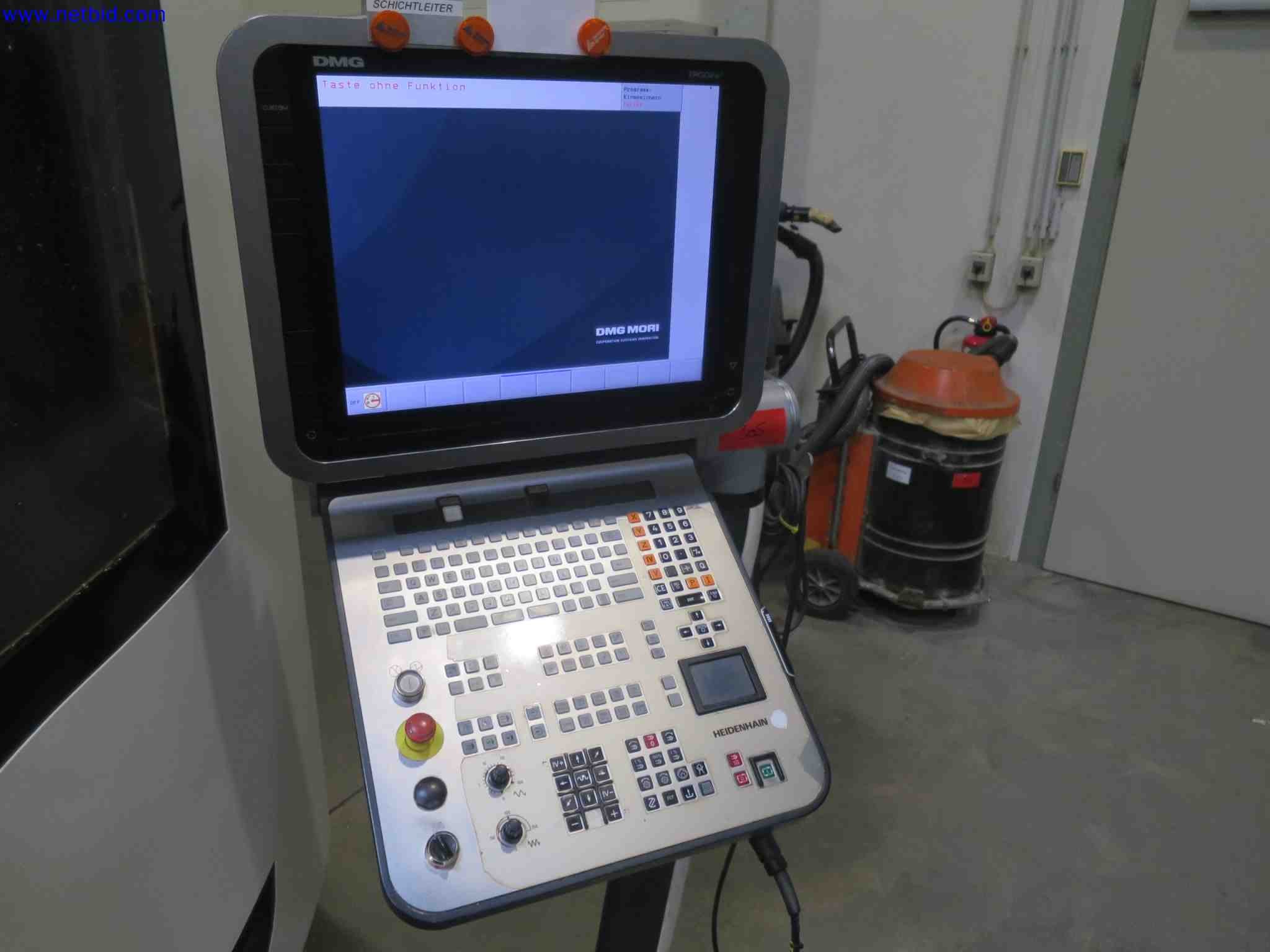 Máquinas CNC en buen estado para la fabricación de componentes metálicos de precisión-2