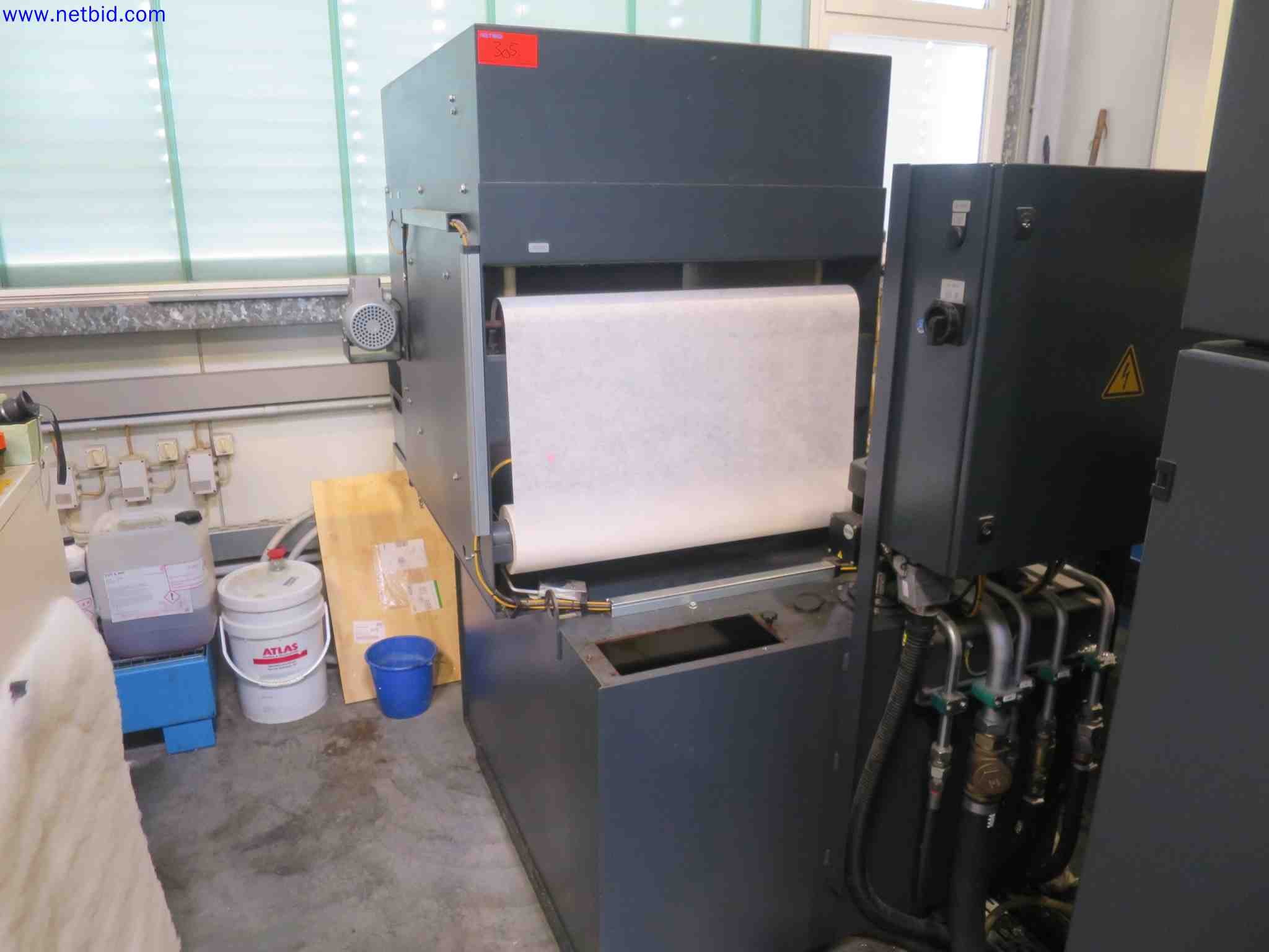 Máquinas CNC en buen estado para la fabricación de componentes metálicos de precisión-3