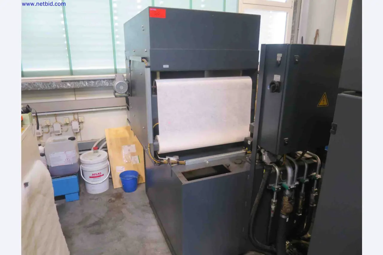 Máquinas CNC en buen estado para la fabricación de componentes metálicos de precisión-3