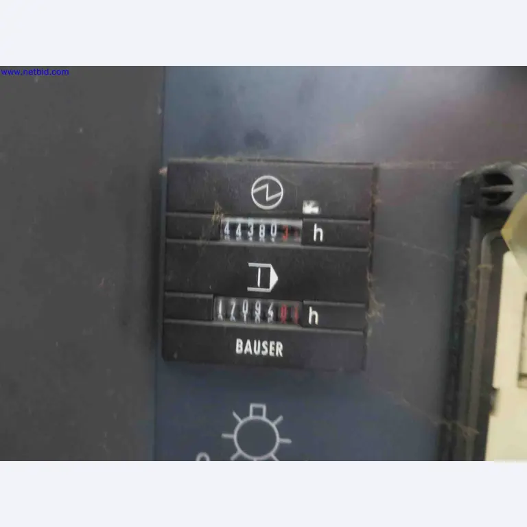 Máquinas CNC en buen estado para la fabricación de componentes metálicos de precisión-5