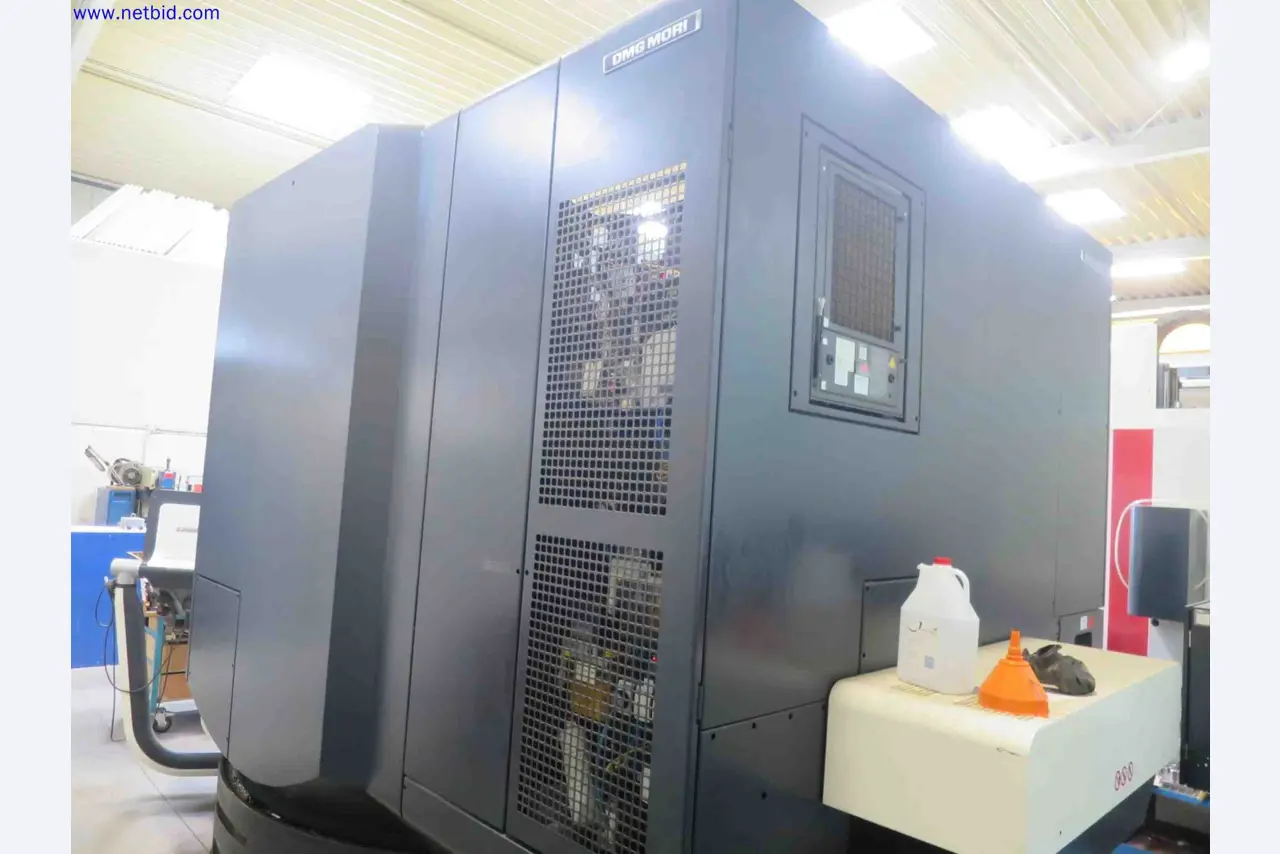Máquinas CNC en buen estado para la fabricación de componentes metálicos de precisión-6