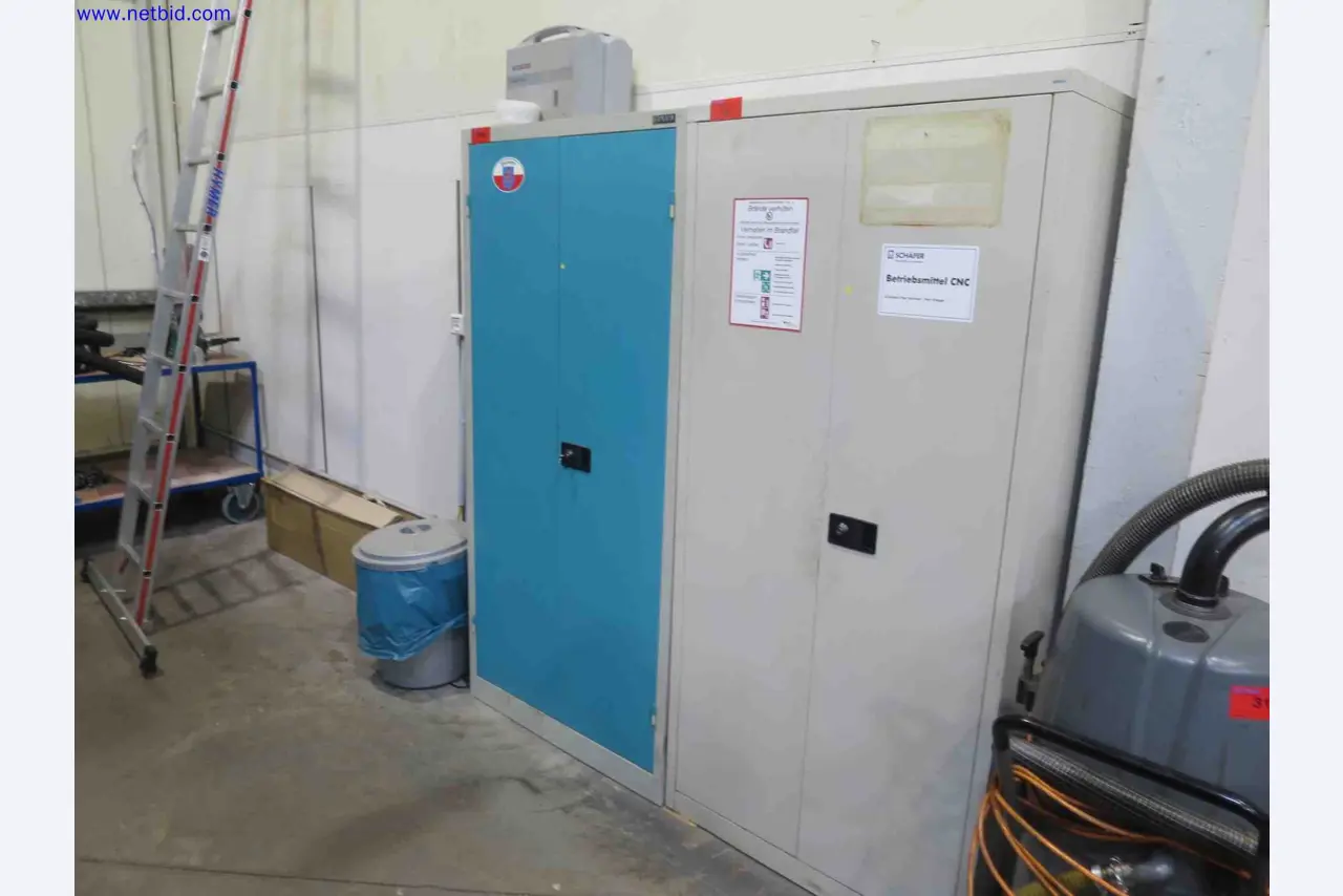 Máquinas CNC en buen estado para la fabricación de componentes metálicos de precisión-1