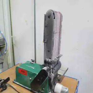 Pásové a talířové brusky Holzstar BTS151