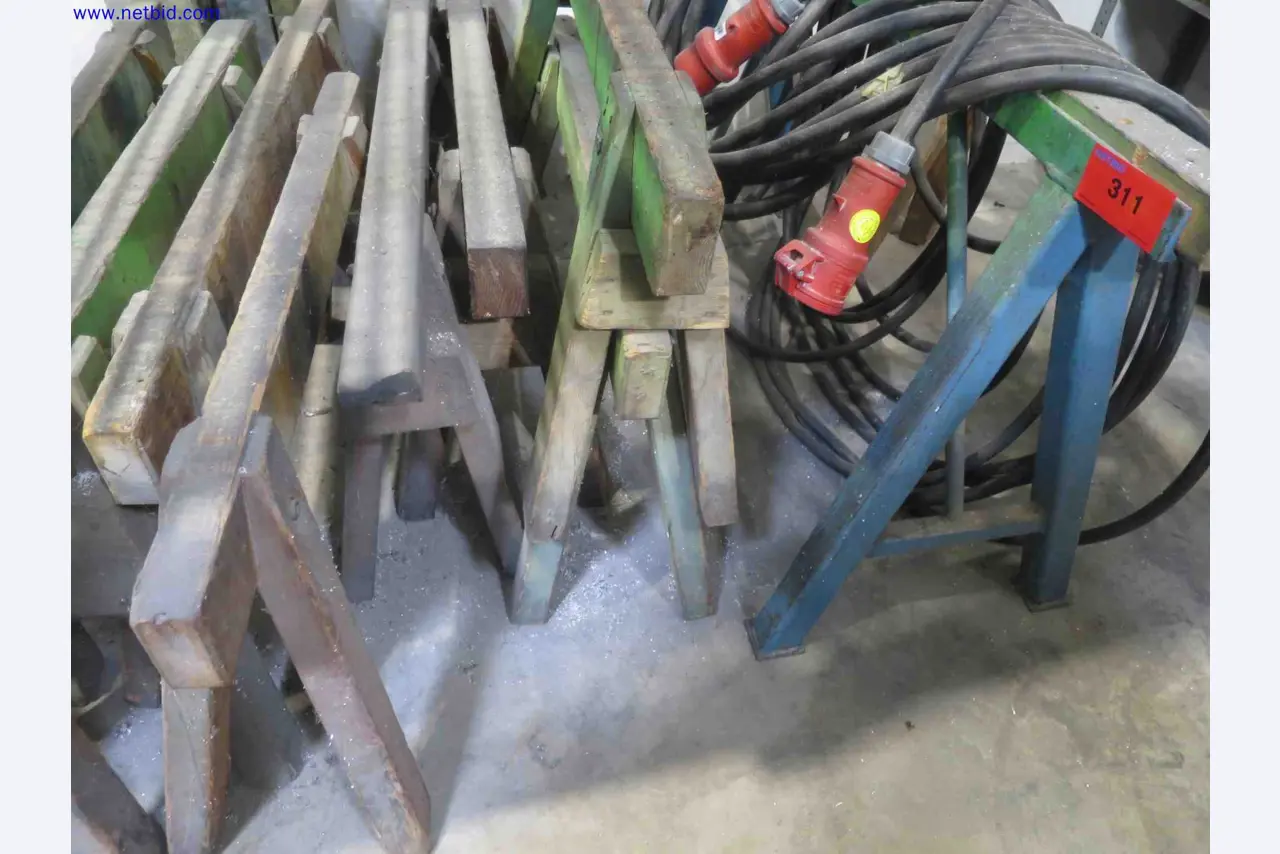 Máquinas CNC en buen estado para la fabricación de componentes metálicos de precisión-2