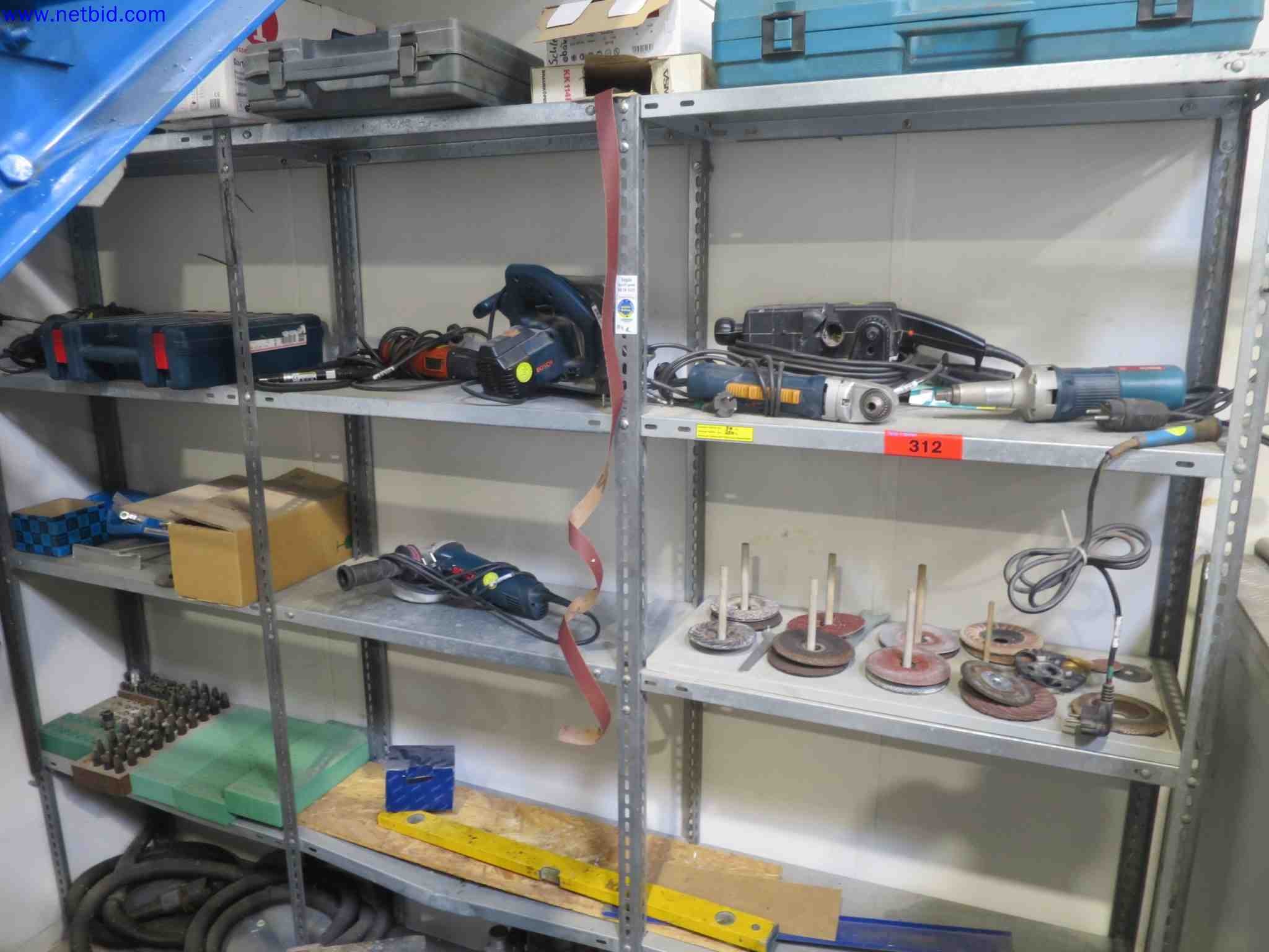Máquinas CNC en buen estado para la fabricación de componentes metálicos de precisión-1