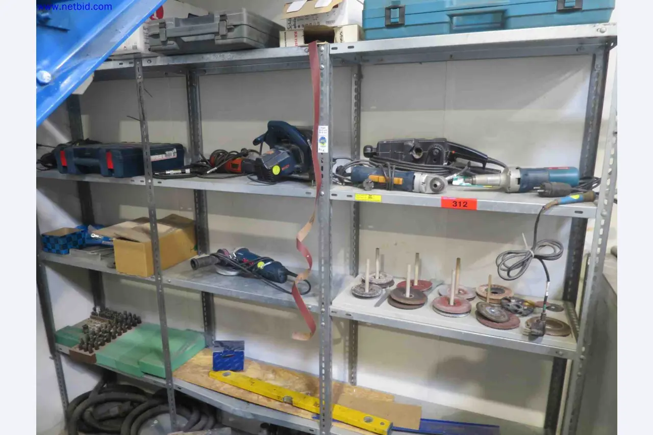 Máquinas CNC en buen estado para la fabricación de componentes metálicos de precisión-1