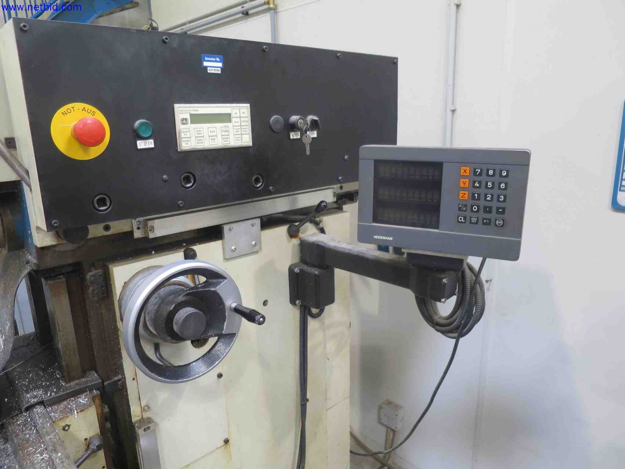 Máquinas CNC en buen estado para la fabricación de componentes metálicos de precisión-3