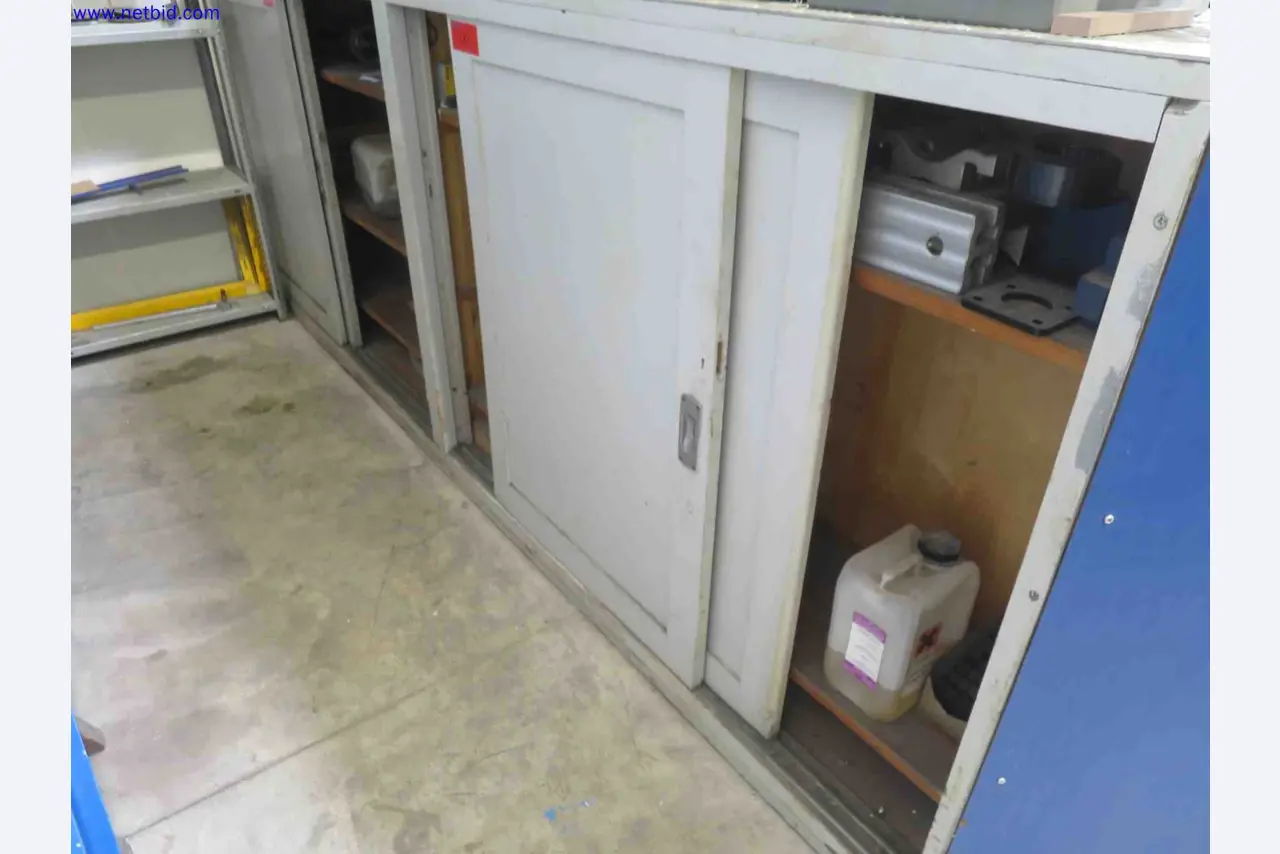 Máquinas CNC en buen estado para la fabricación de componentes metálicos de precisión-3