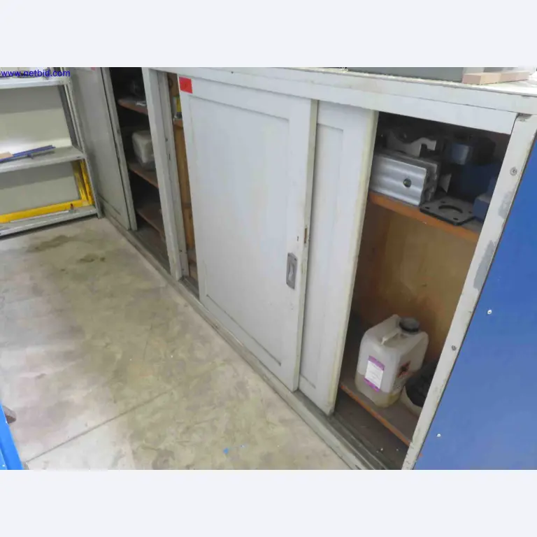 Máquinas CNC en buen estado para la fabricación de componentes metálicos de precisión-3