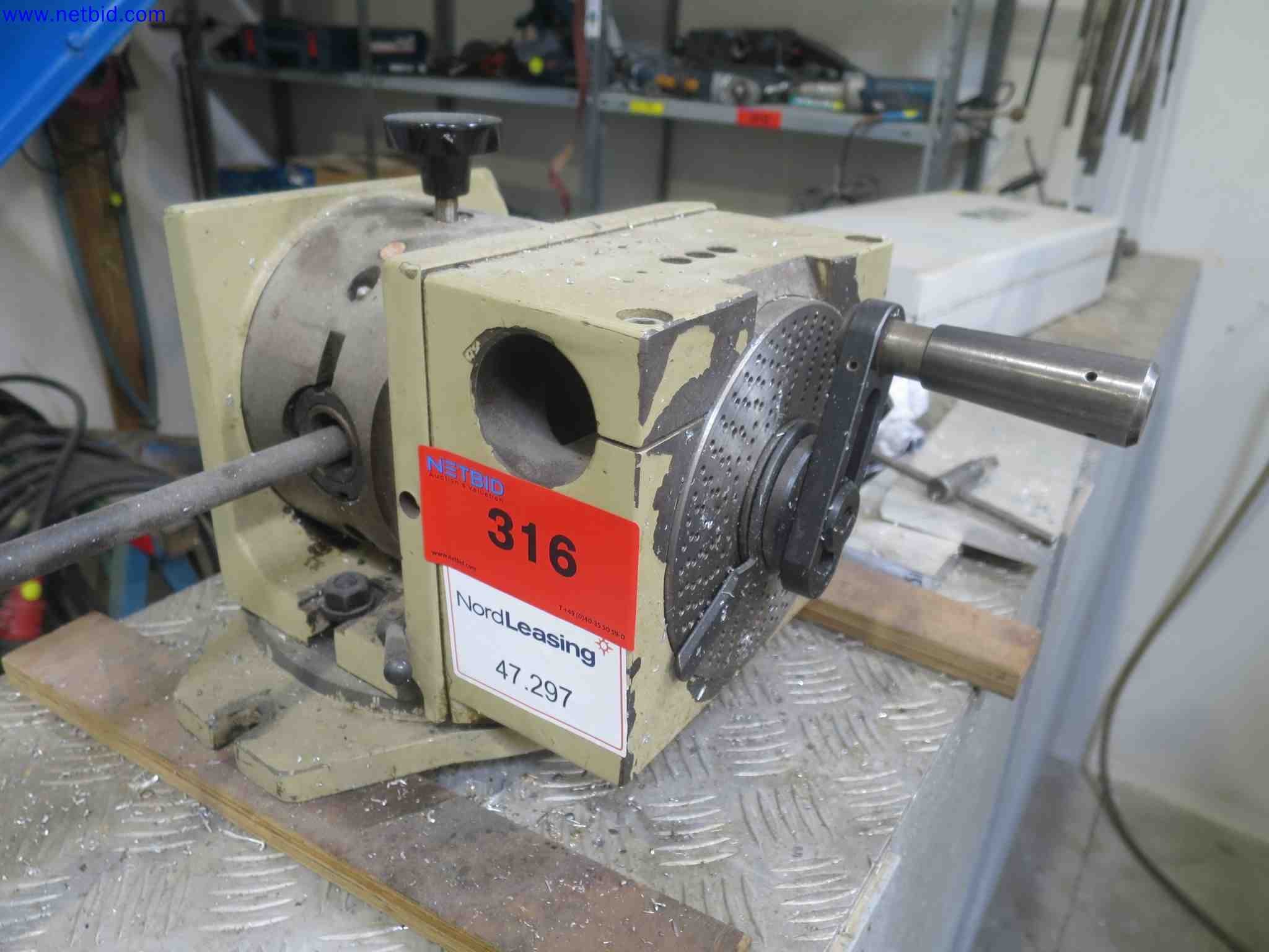 Máquinas CNC en buen estado para la fabricación de componentes metálicos de precisión-1