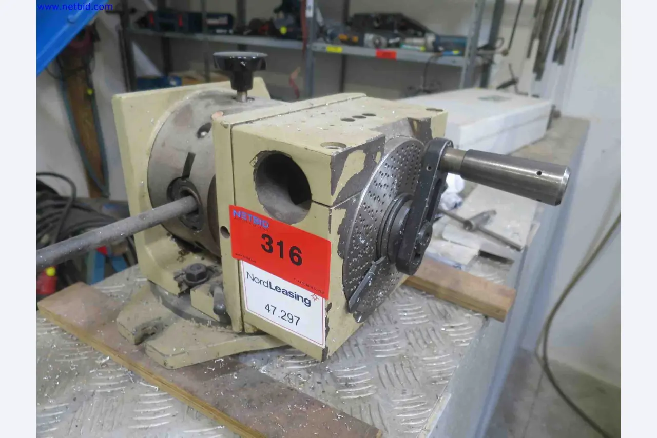 Máquinas CNC en buen estado para la fabricación de componentes metálicos de precisión-1