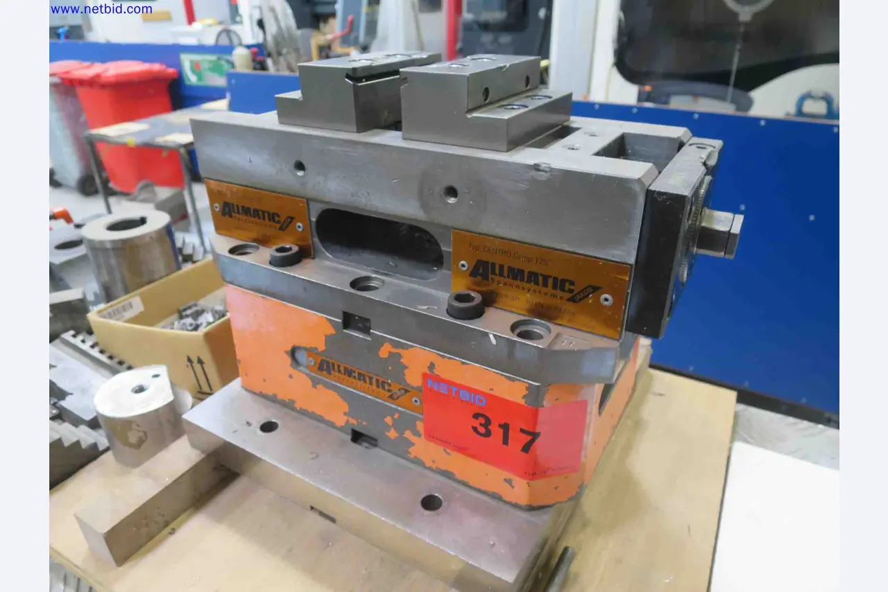 Máquinas CNC en buen estado para la fabricación de componentes metálicos de precisión-2