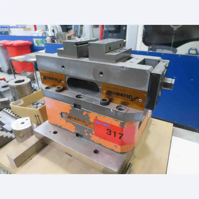 Máquinas CNC en buen estado para la fabricación de componentes metálicos de precisión-2