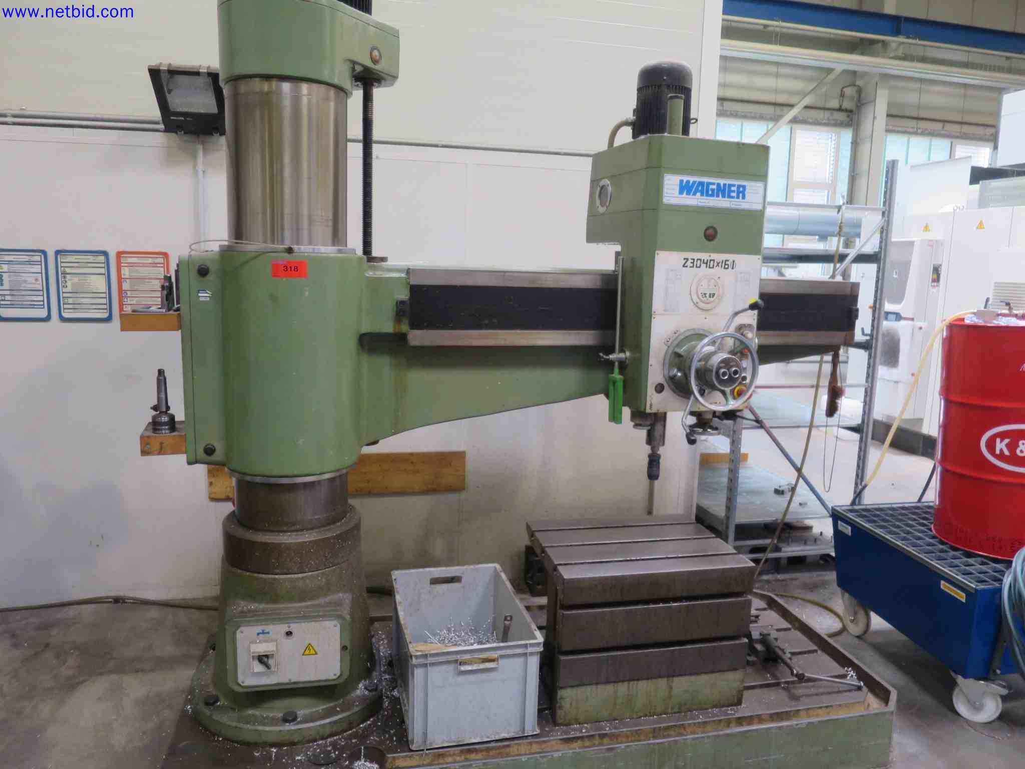 Máquinas CNC en buen estado para la fabricación de componentes metálicos de precisión-2