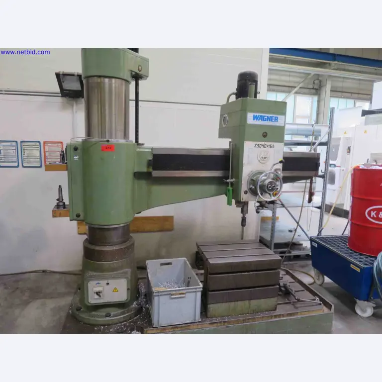 Máquinas CNC en buen estado para la fabricación de componentes metálicos de precisión-2